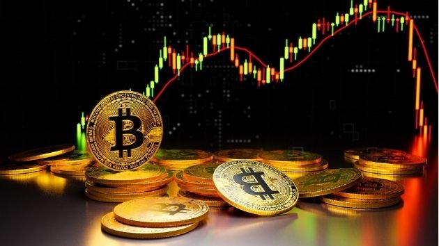 Gold vs Crypto-Which is Better Investment in 2025?